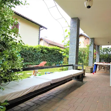 Casa vacanze Rainbow House On Lake Orta With *